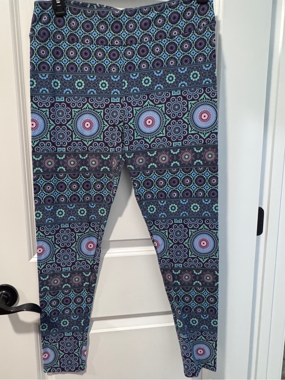 LuLaRoe Women’s Tall & Curvy Navy, Aqua & Pink Medallion Leggings
